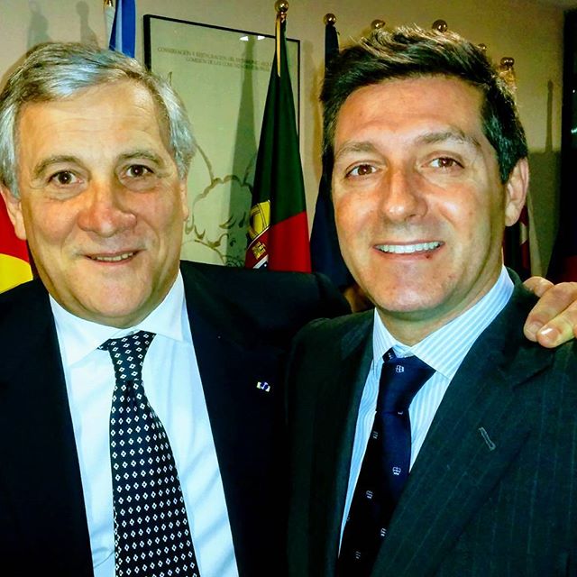 Arturo Garrido, CEO of Accessible Madrid, next to the President of the European Parliament Antonio Tajani